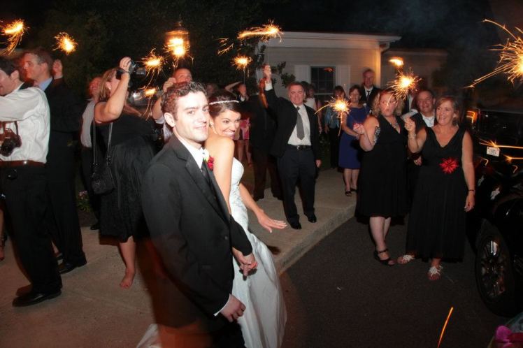 374177_10100319634057659_1915557143_n